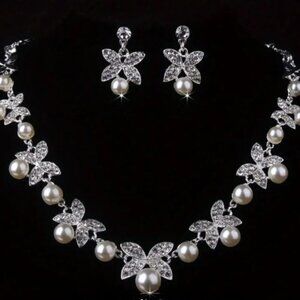 White Party Necklace and Earrings Set